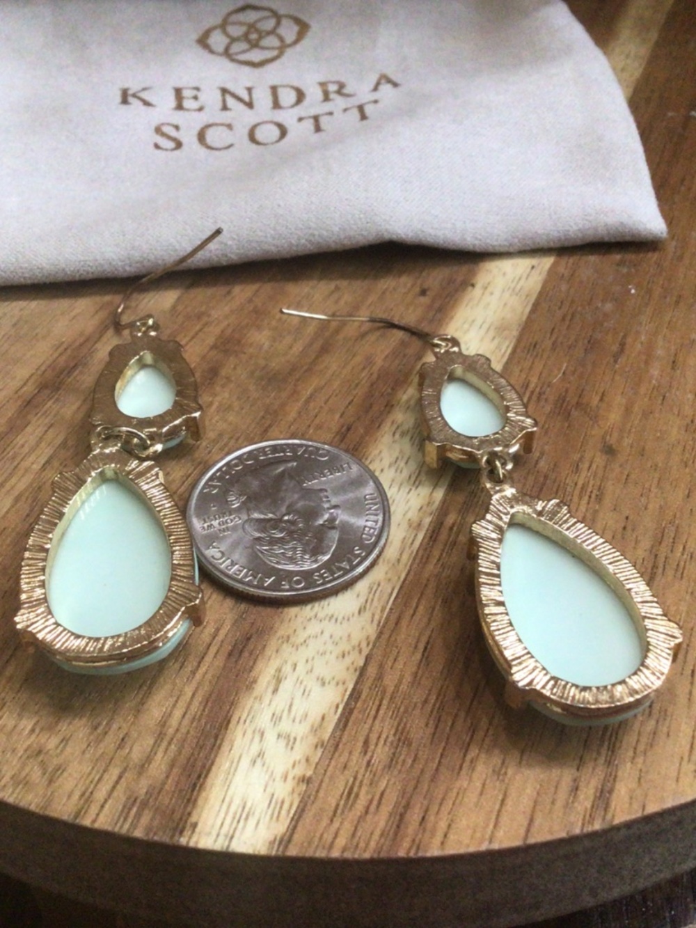 Kendra Scott mint green earrings with bag. - Picture 3 of 3
